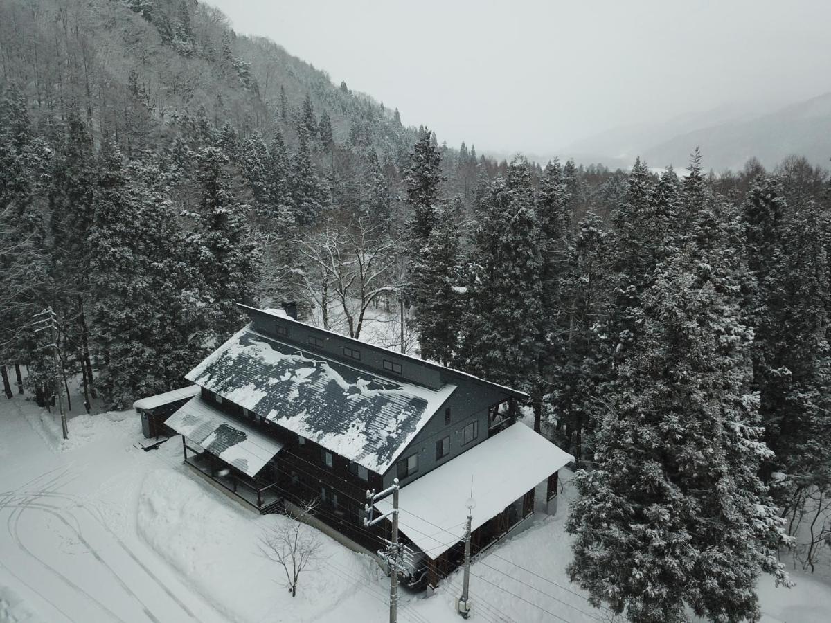 Bears Den Mountain Lodge ฮาคุบะ ภายนอก รูปภาพ