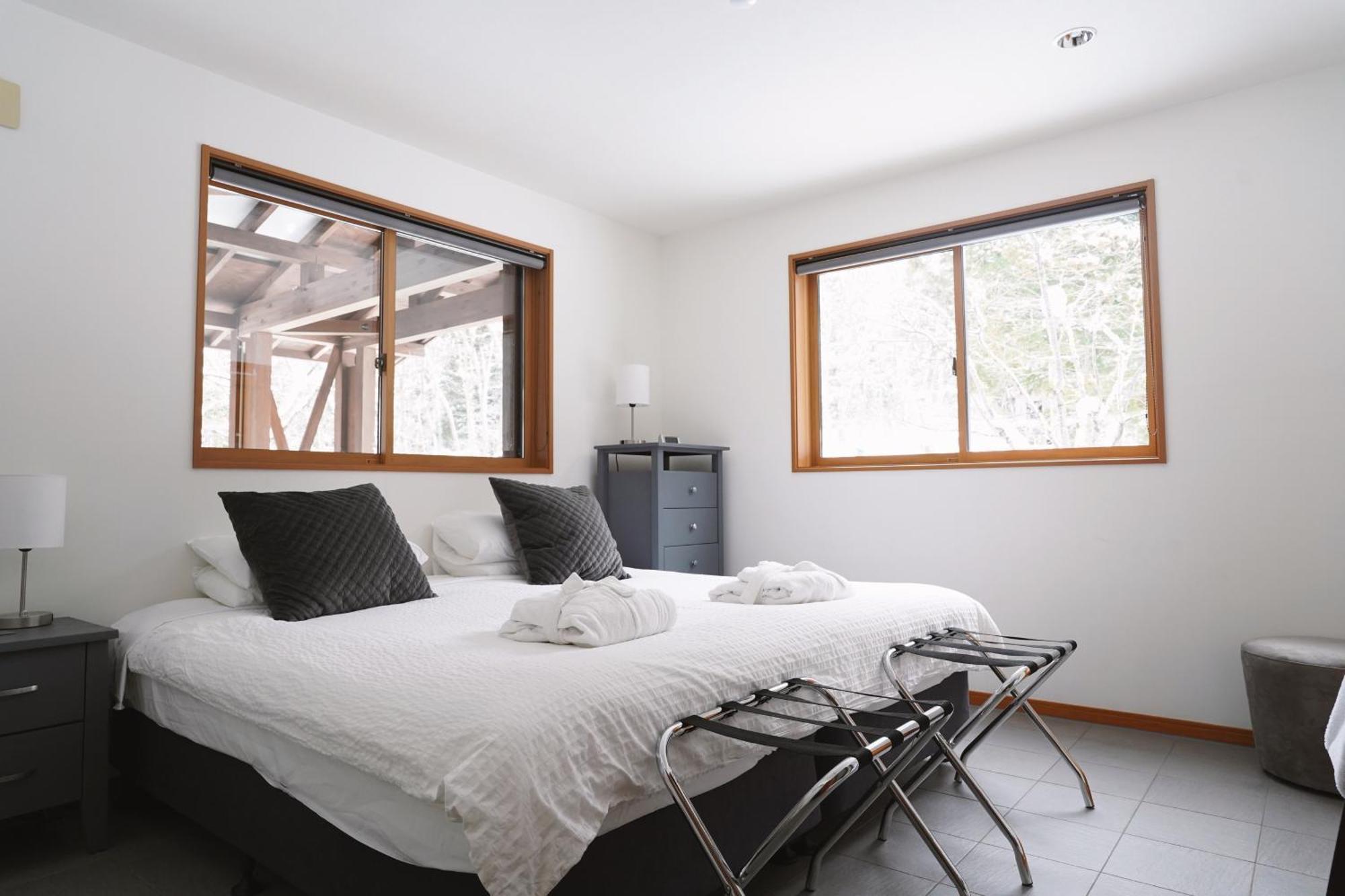 Bears Den Mountain Lodge ฮาคุบะ ภายนอก รูปภาพ