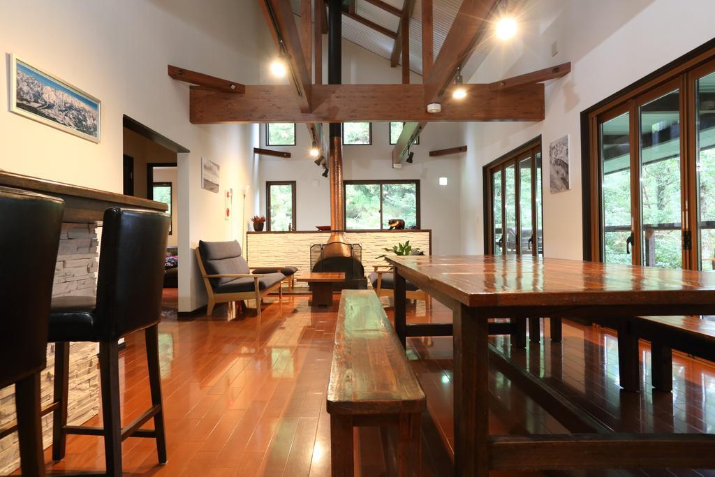 Bears Den Mountain Lodge ฮาคุบะ ภายนอก รูปภาพ