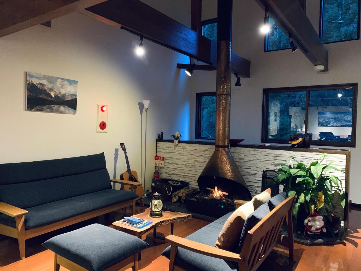 Bears Den Mountain Lodge ฮาคุบะ ภายนอก รูปภาพ
